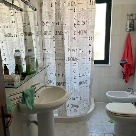6-person Between And Apartament Durrës